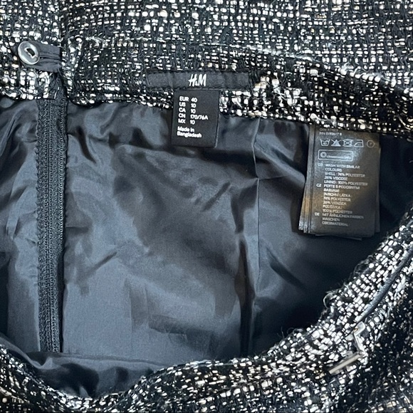 H&M || Boucle Mini Skirt | Black & White || size 10 - Picture 7 of 13